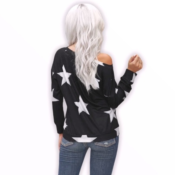 #4051 Asymmetrical Star Gaze Sweatshirt - Picture 11 of 17